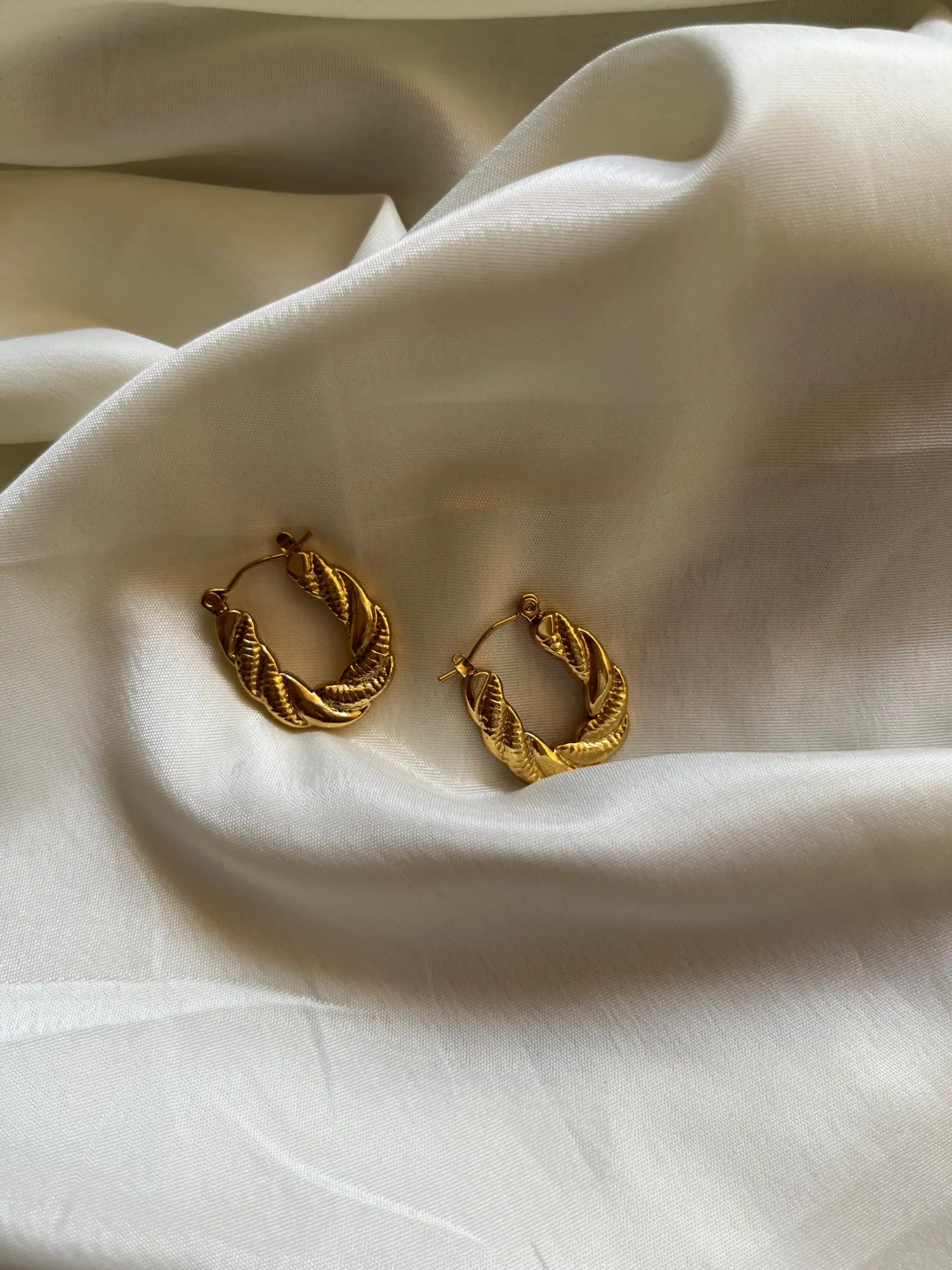 Twisted Rope Golden Hoops