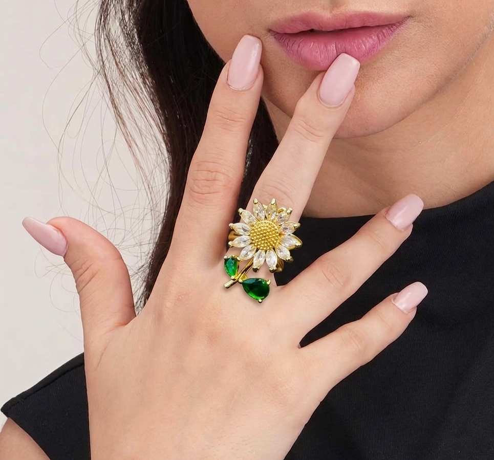 Statement Flower Ring