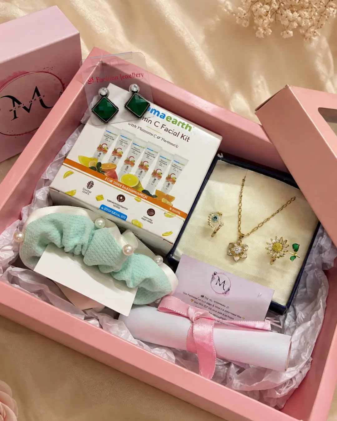 Green Hamper For Sister | Gifts For Her