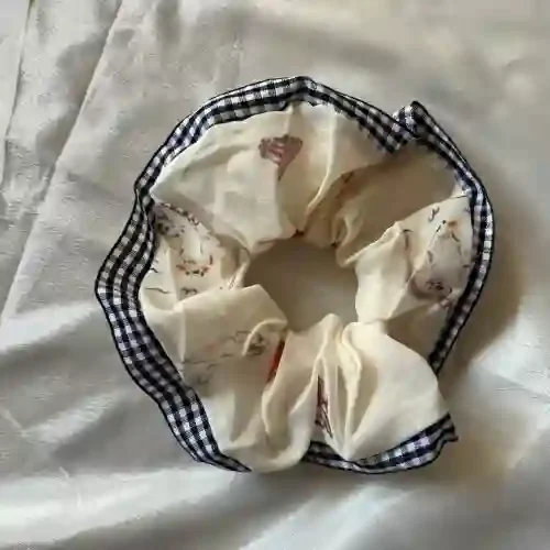 Cute-Korean-Scrunchies-Beige-1-scaled-reyzsorxrdew4p2xmwacsbss7olioa61crobkzntl4 (1)